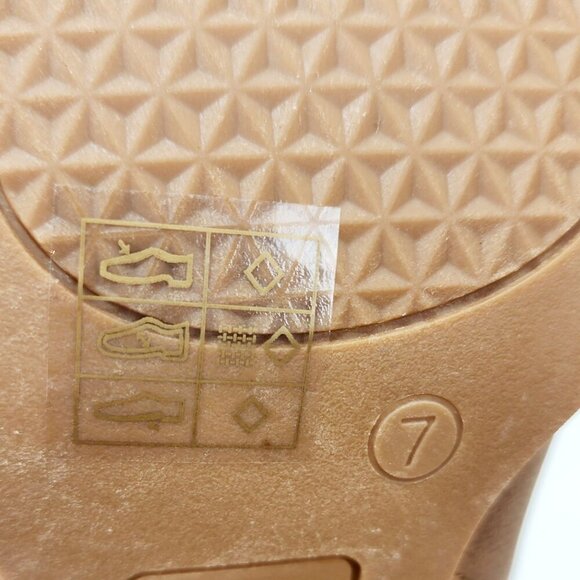 Womens Western Style Tan Ankle Boots With Embroidery & Block Heel Size 7 - Picture 2 of 11